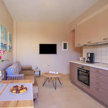 Vakakis Family Luxury Studios Palaiochora Exterior photo