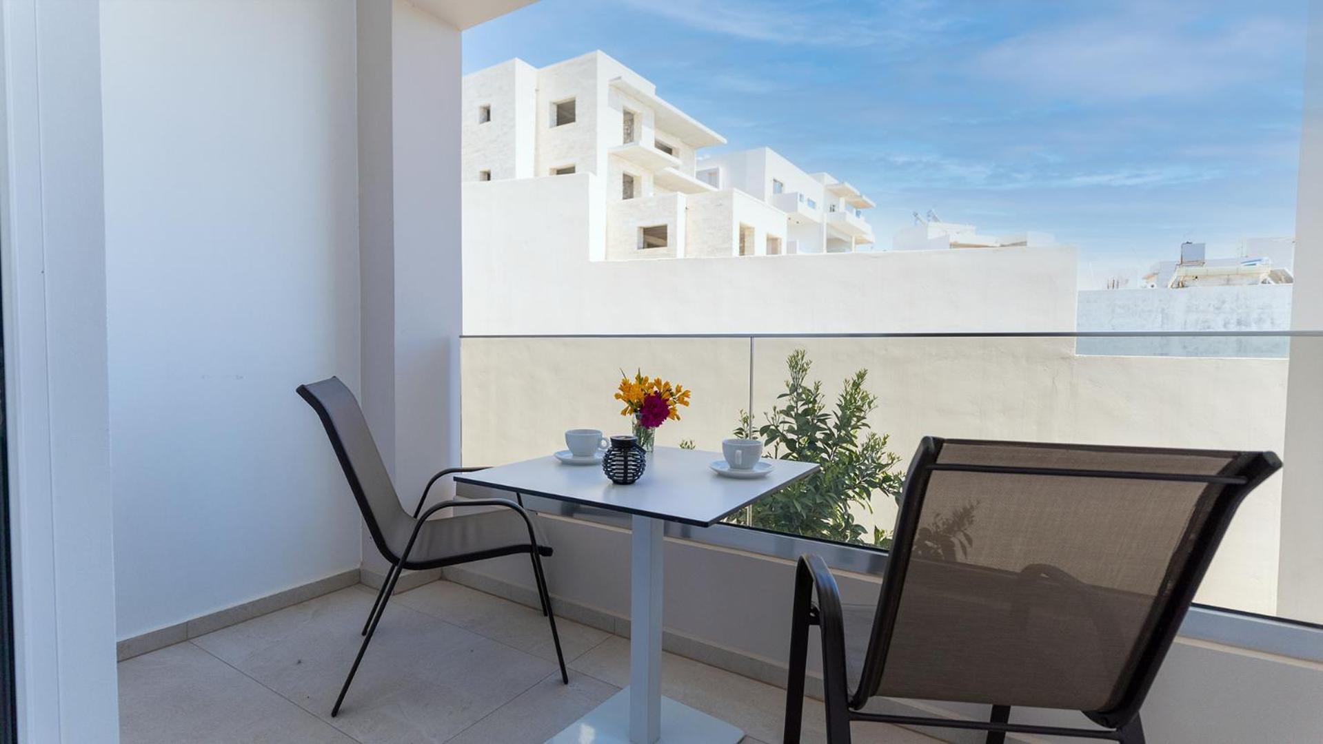 Vakakis Family Luxury Apartment